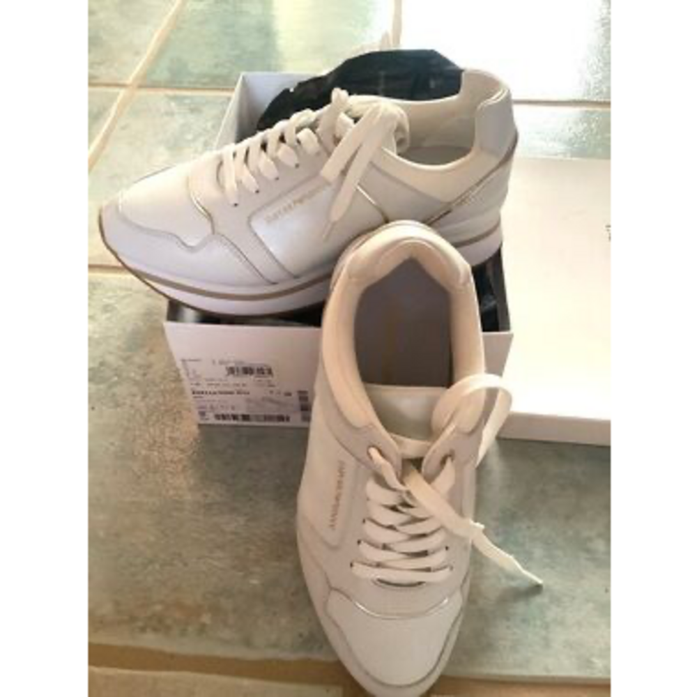 Emporio Armani women's sneakers size 7 New in White - Picture 3 of 4